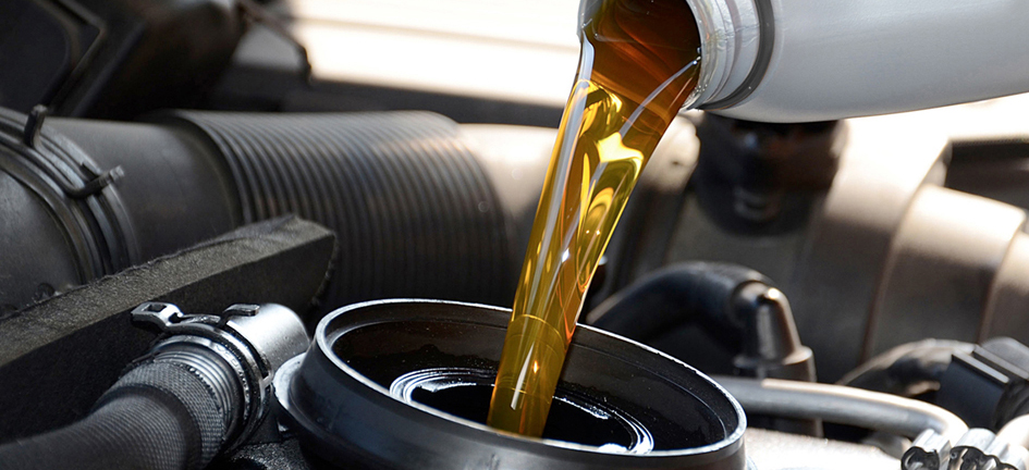 Engine-Oil Engine-Oil